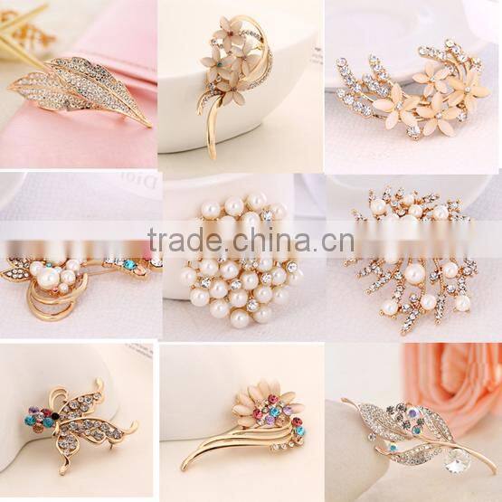 flower shape Rhinestone Pins Brooches for woman /Hijab Pins Scarf Pins Female Pashmina Brooches