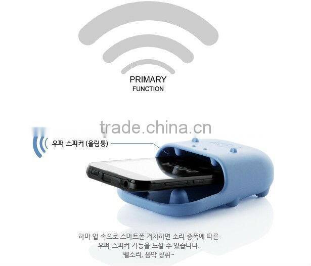 hippo silicone football speaker for i phone Silicone mobile phone holder horn stand