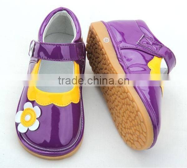 Wholesale high quality lovely fancy kids wholesale squeaky shoes