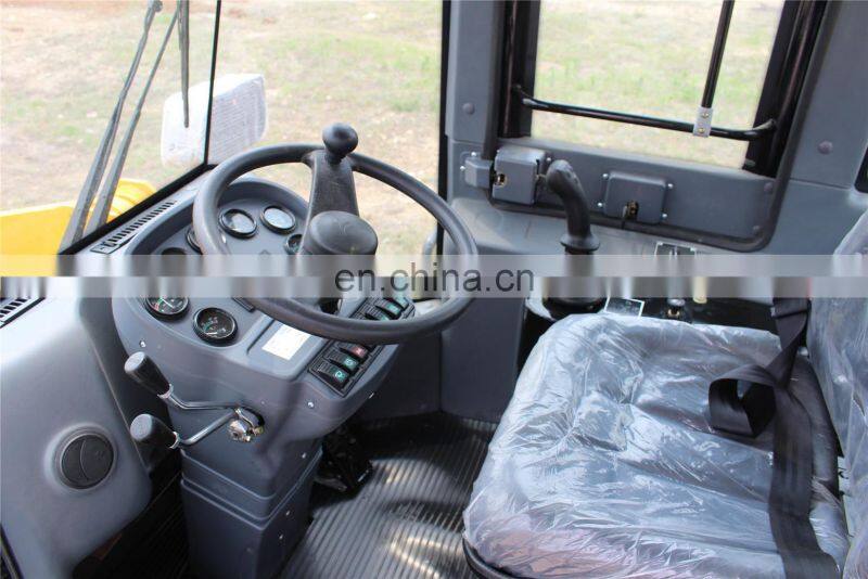 Middle-sized wheel loader 936, front bucket loader