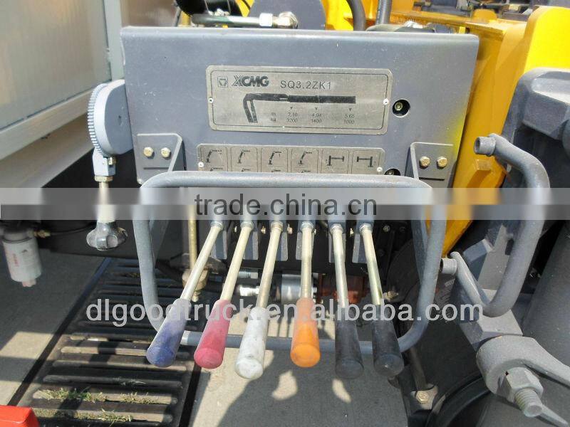 Dongfeng truck mounted crane 3.2Tons for sale