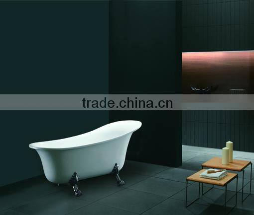 SIMPLE INDOOR BATH TUB FOR ONE PEOPLE