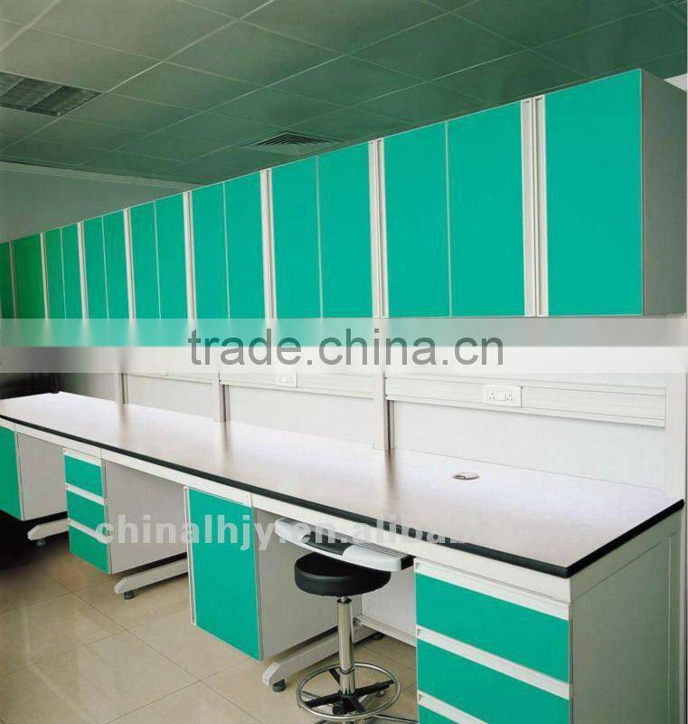 Wall cupboard/hanging cupboard for office