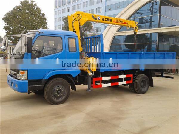 mini truck mounted crane bucket crane truck