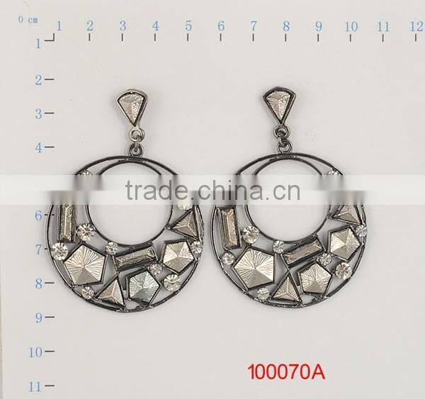 casting earring