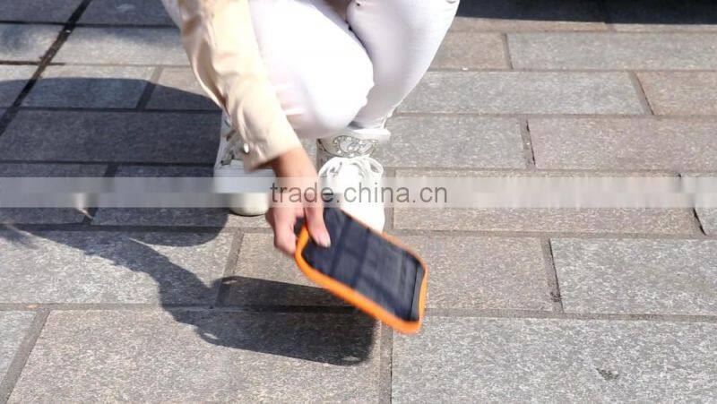 5600mah portable usb solar laptop charger with led light at factory cheap price