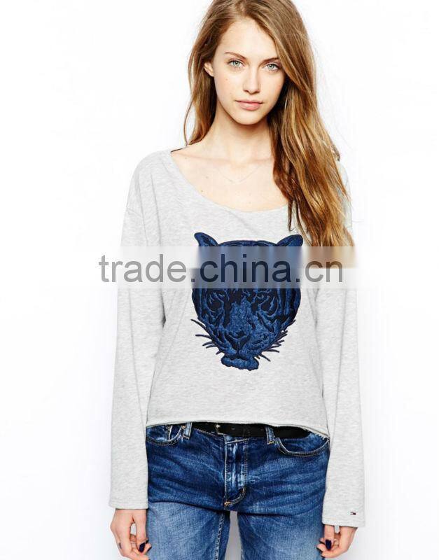 new design breathable cotton scooped neck dropped shoulder printed tiger on the chest ladies pullover hoodies