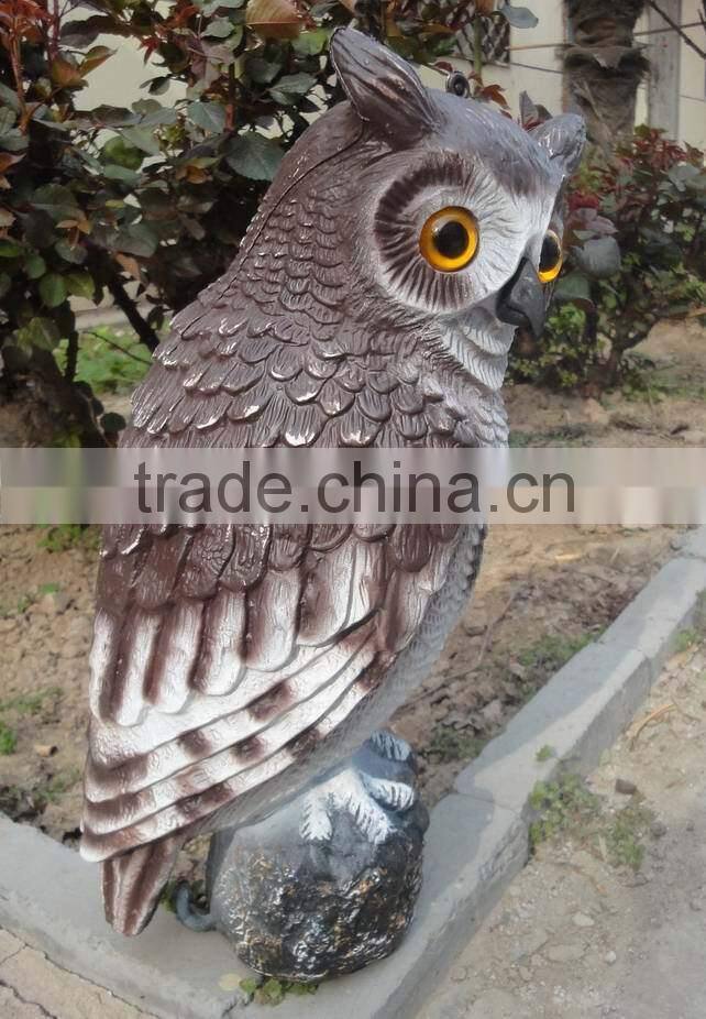 High imitation animal Plastic Blowing Hawk Decoy