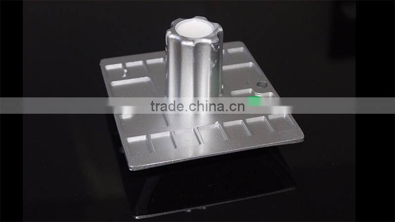 Landscape Garden Solar Powered Yellow Light Raised Pavement Maker Road Stud