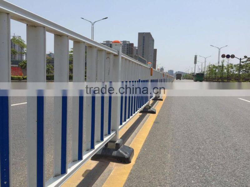 Transport facilities, highway guardrail electrostatic painting the road city zinc steel fence