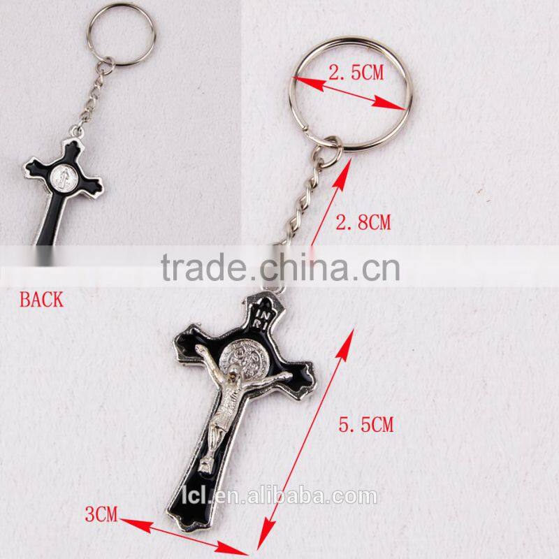 2016 new design wholesale key chain St. Benedict metal crucifix key chain Black & white cross key holder