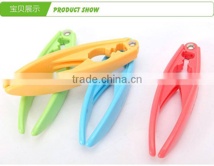 Wide handle multifunctional nut clip--green 823