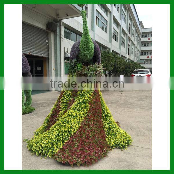 Artificial plant sculpture