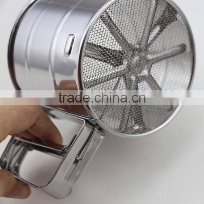 One-Handed Stainless Steel Cup Flour And Icing Sugar Sifter