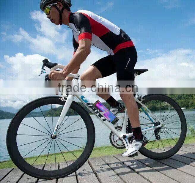 2016 2300mah battery long playing time LED light wireless bluetooth speaker