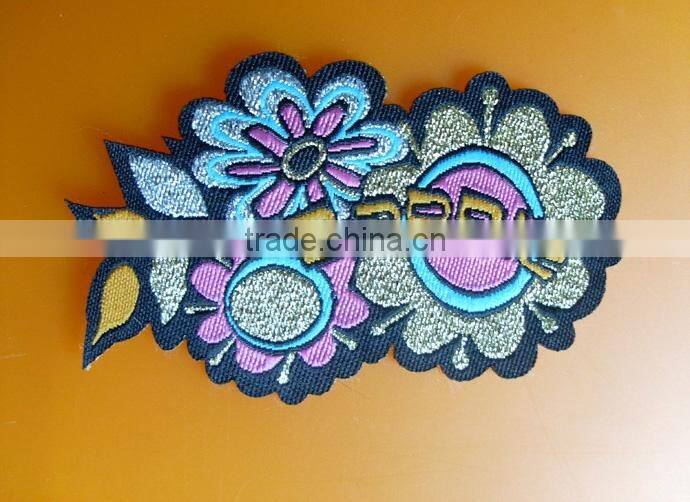 Customize wholesale applique embroidery flower patches for clothes