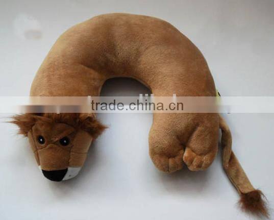 plush u shape travel pillow/plush santa u shape pillow