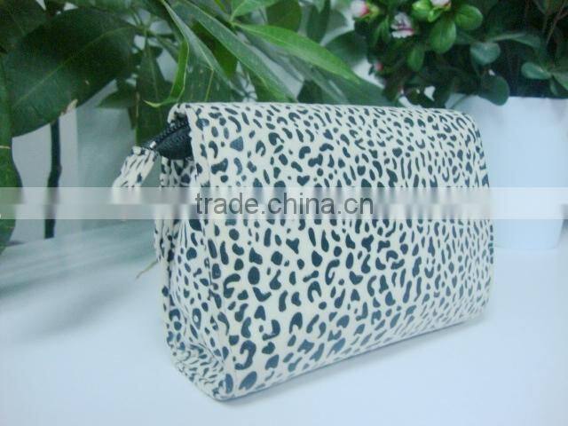 2016 new arrival makeup bag leopard print PVC cosmetic bag sexy lady bag with mirror