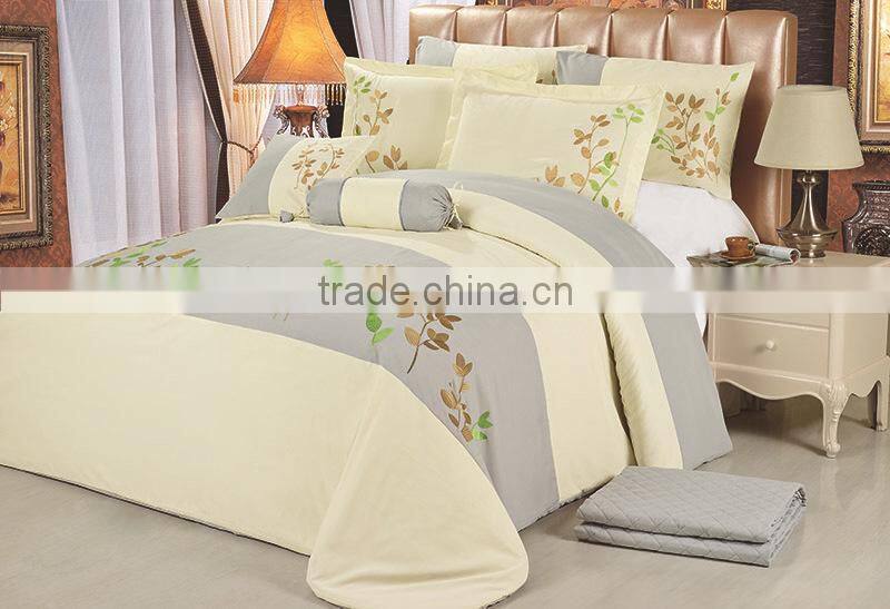 100% Cotton Embroidery Comforter Set Made In China