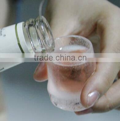 Silicone ICE Shot Glass Mold, Food grade Silicone Tray of 4 - Can Also be Used as Jelly Tray or Chocolate Mold