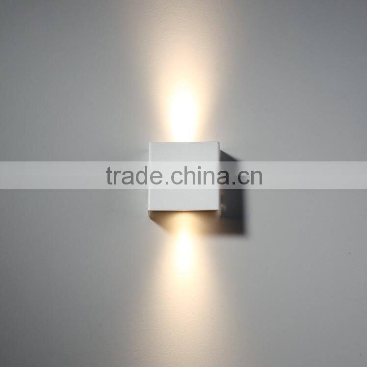 New desigh wall light 2w