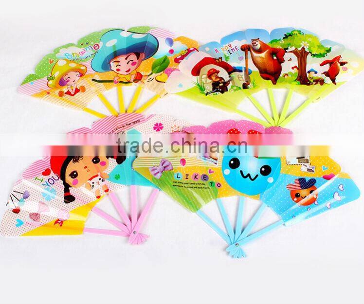 The nice and fashion design folding fan