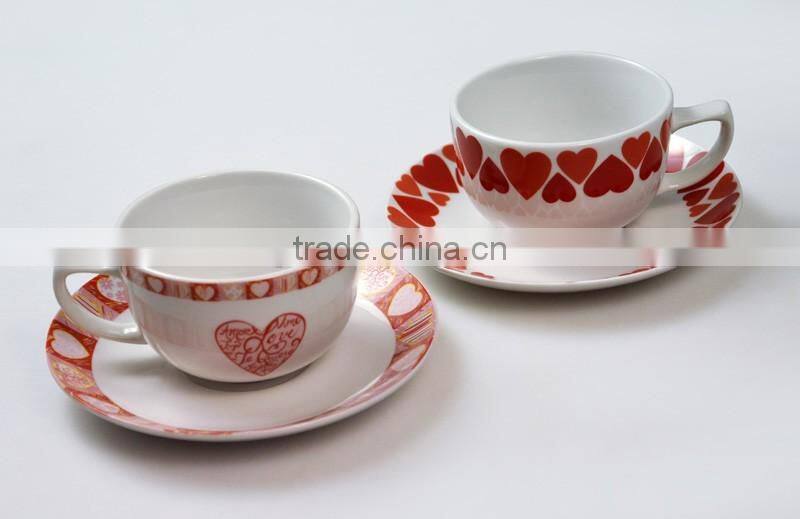 4pcs 220cc porcelain cup & saucer set with valentine decal
