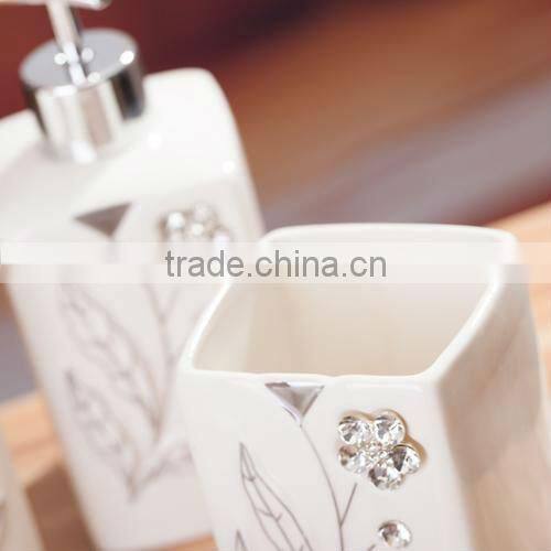 square ceramic bathroom set