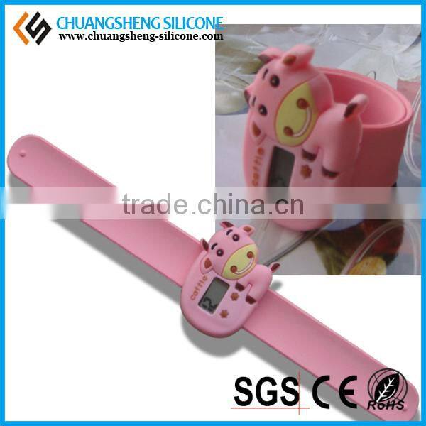 Customized production wholesale price cute animal silicone bracelet