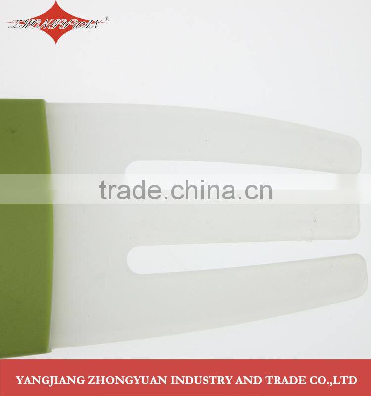 New design high quality 2pcs set of plastic salad mixing tools salad fork