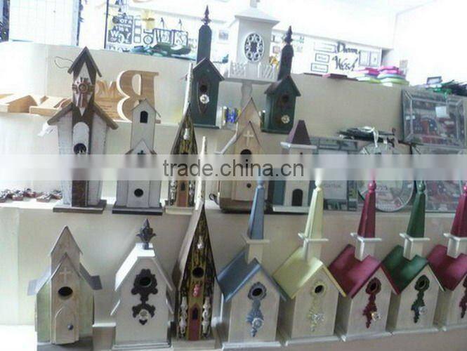 Good Sale 8-5/8''H Wooden Birdhouse with Dog Footprint Design