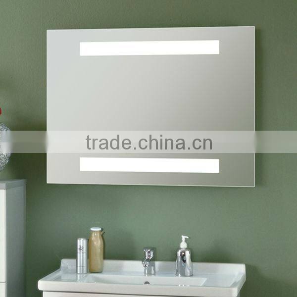 portable lighted mirror