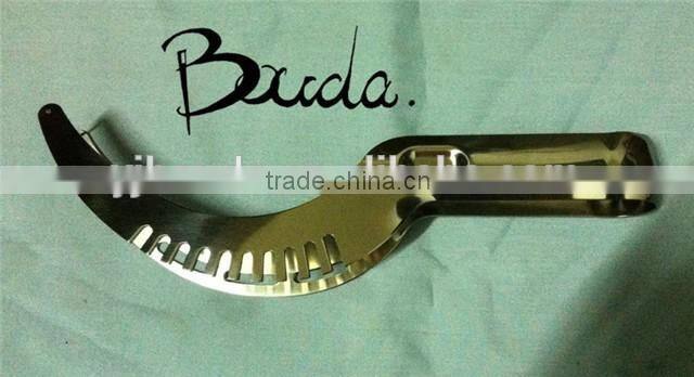 9.5" 2016 Special design most popular metal watermelon cutter slicer BD-C5660