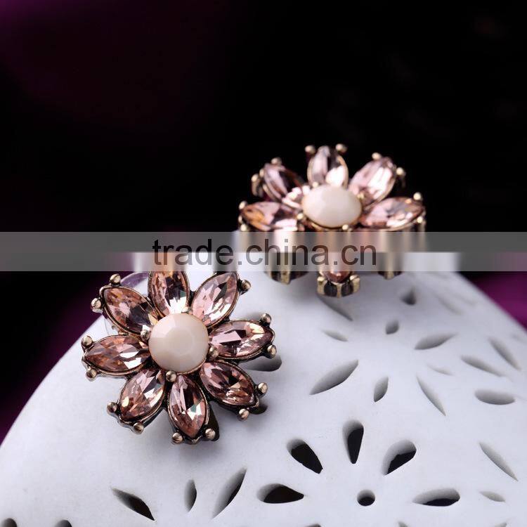 Simple Fashion Hot Sale Exquisite Elegant crystal earring, fashion earring designs new model earrings, zircon earring