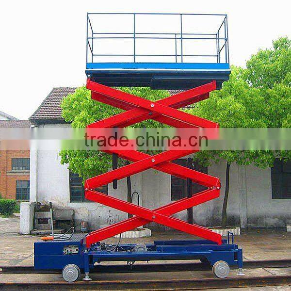 Four-wheel hydraulic outdoor scissor lift platform