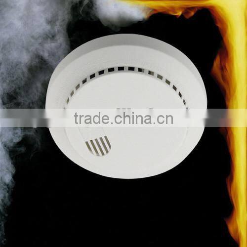 Fire alarm smoke detector with 9V battery, reset & test key, EN14604