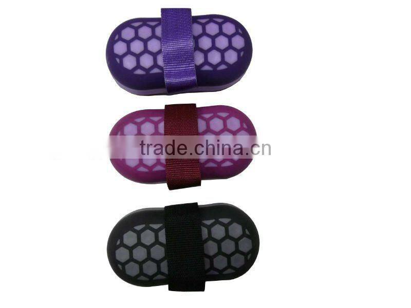 easy grip horse brush products
