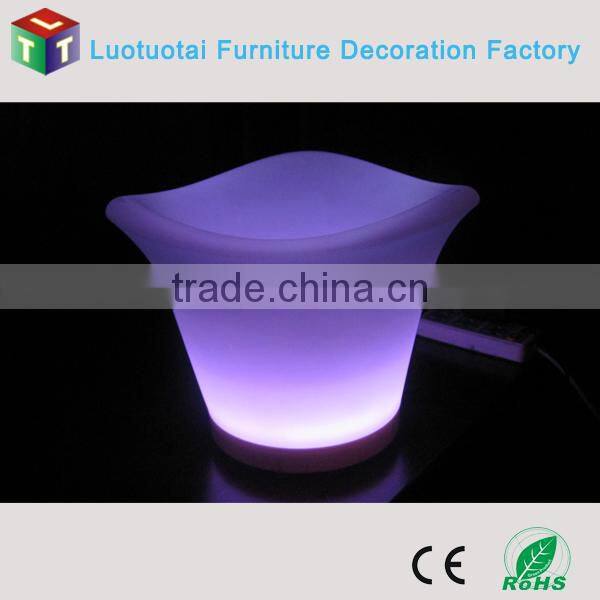 ECO-Friendly plastic16 color changing illuminated remote control led ice bucket