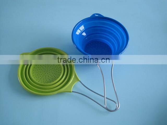 silicone collapsible colander with stainess steel handle