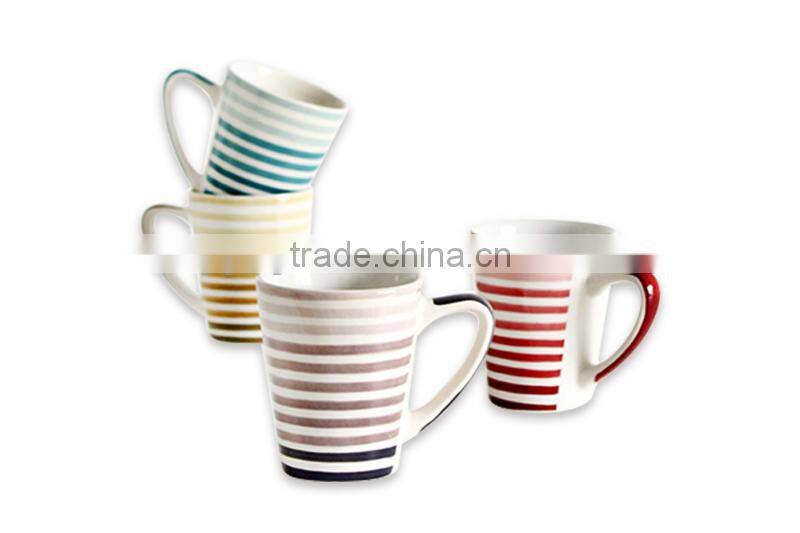 V shape coffee mug set