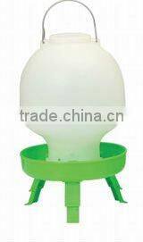 Crown Ball Type For Chicken Poultry Drinker 4L With 3 Legs