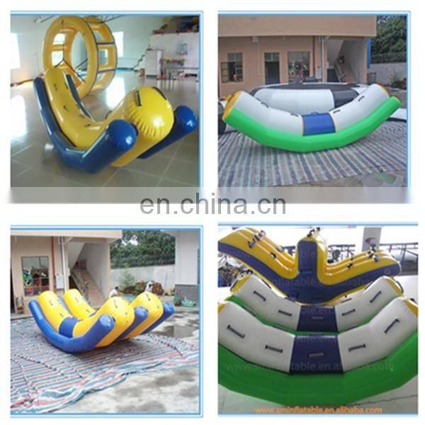 Durable 0.9mm pvc inflatable water roller, floating water walking wheel for water game from china manufacturer