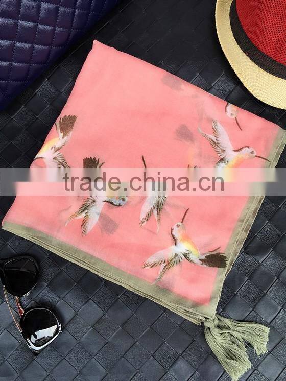 Fashion Beautiful Bird Print Large Thin Plain Cotton Square Scarf with Tassels