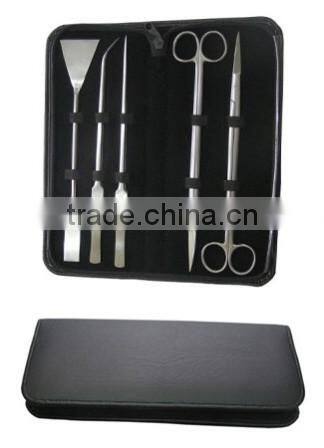 5 Must Have Aquascaping Tools