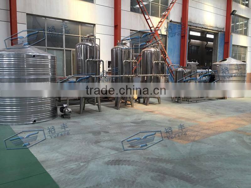 Automatic complete filling line for liquid filling machine