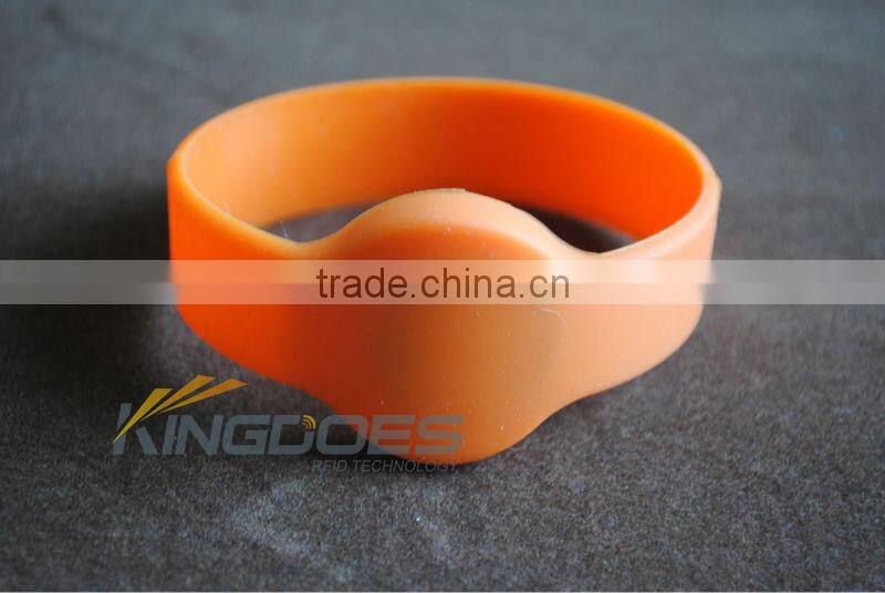 125KHz/13.56MHz RFID Wristband with Different Color