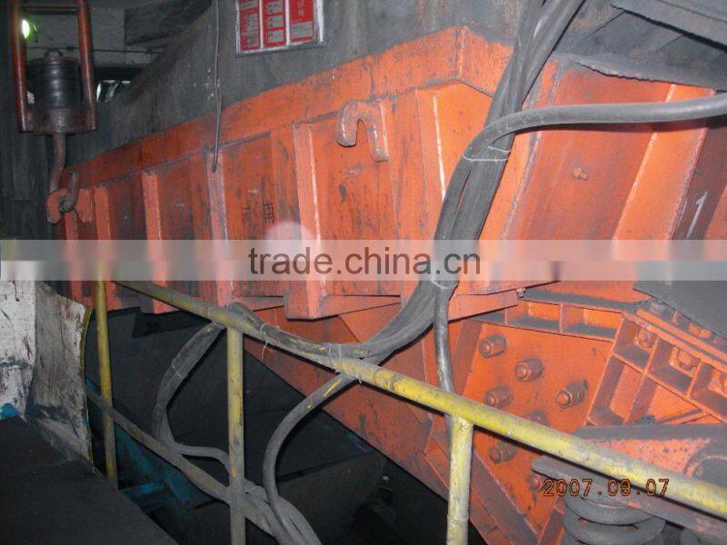 Good quality motor vibrating feeder price