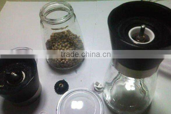 grinder pepper shaker