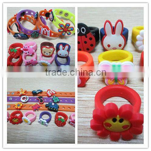 2014 Beautiful and lovely soft pvc fashion toy rings