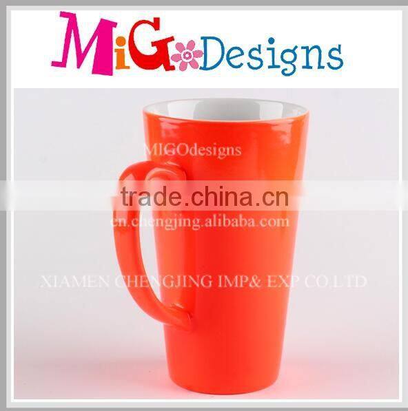 Attractive OEM Design Colorful Ceramic Mug With Handle